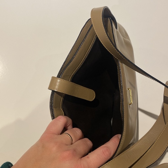 Vintage Ferragamo Tan Leather Designer Purse Handbag Bag Shoulder Strap classic - Picture 5 of 9